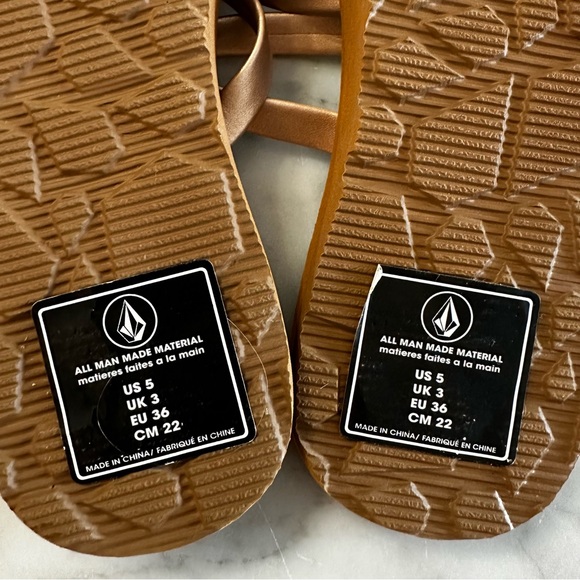 NWOT Size 5 Volcom Recliner Comfort Foam Sandals - Picture 7 of 7